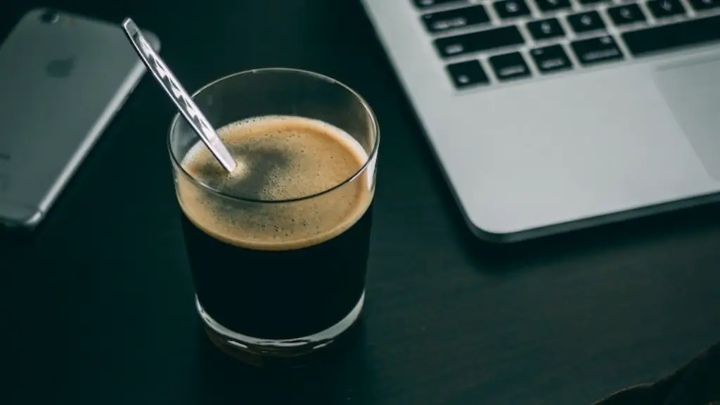 Are iced coffee refills free at starbucks?