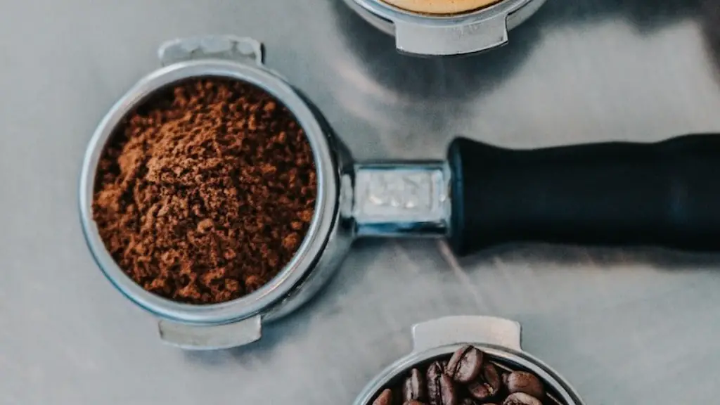 How to grind coffee beans for cold brew?